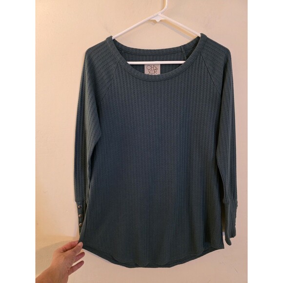 Chaser Women's Size Medium Green Long‎ Sleeve Waffle Knit Button Cuff Top - Picture 1 of 10